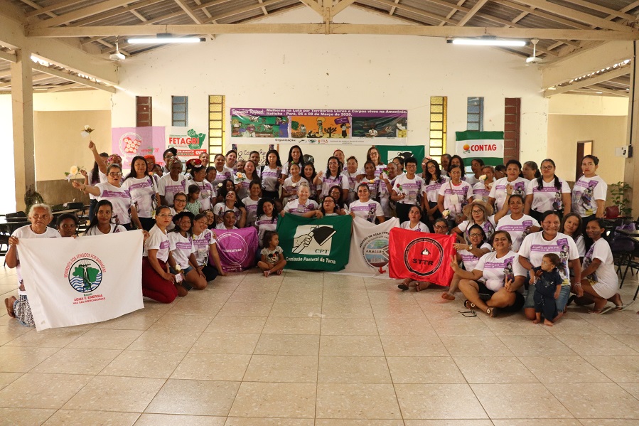 Seminário regional de Mulheres do Campo e da Cidade teve como tema “Mulheres da Amazônia na Luta por Territórios Livres e Corpos Vivos” / foto: Franciele Petry Schramm / Terra de Direitos